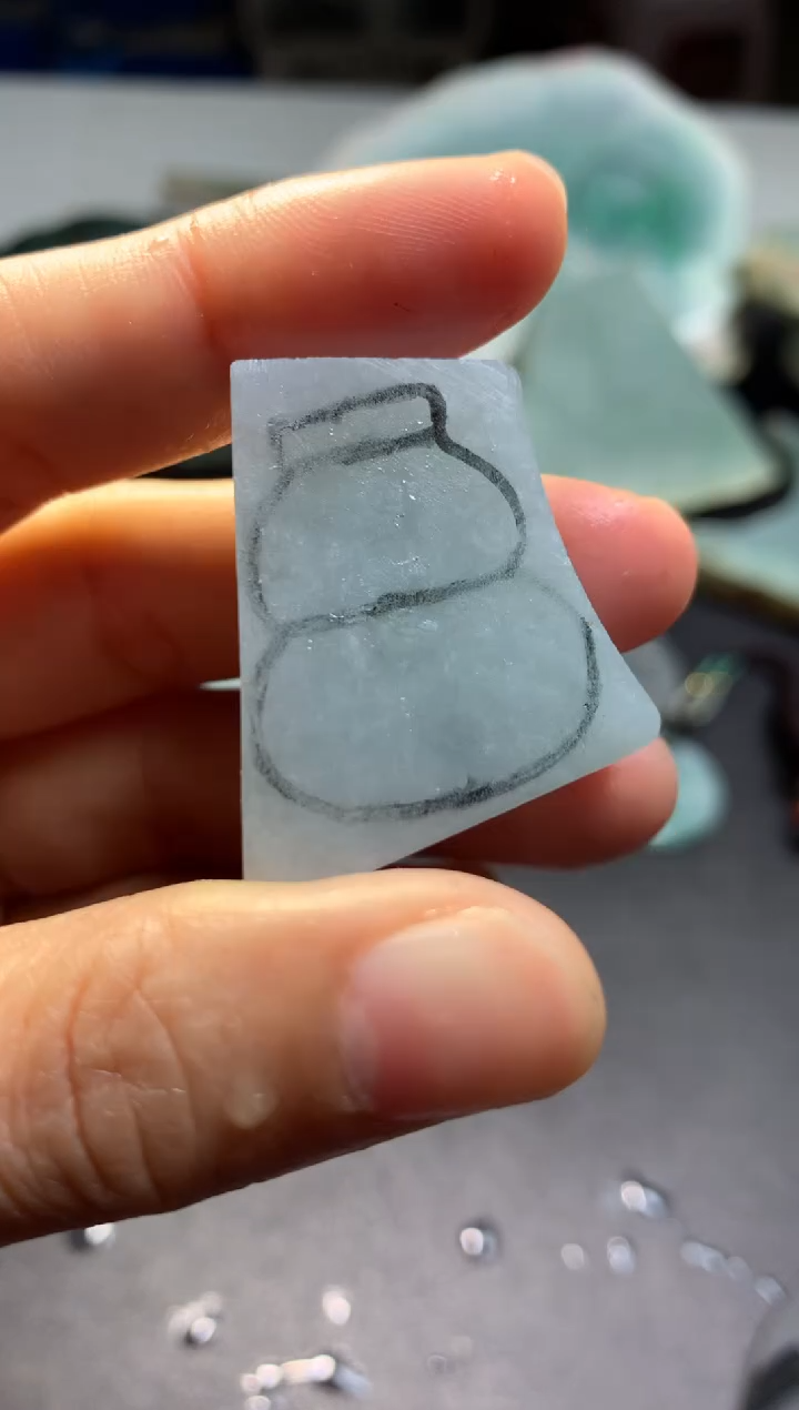 【闪购商品】翡翠颈饰未镶嵌料子