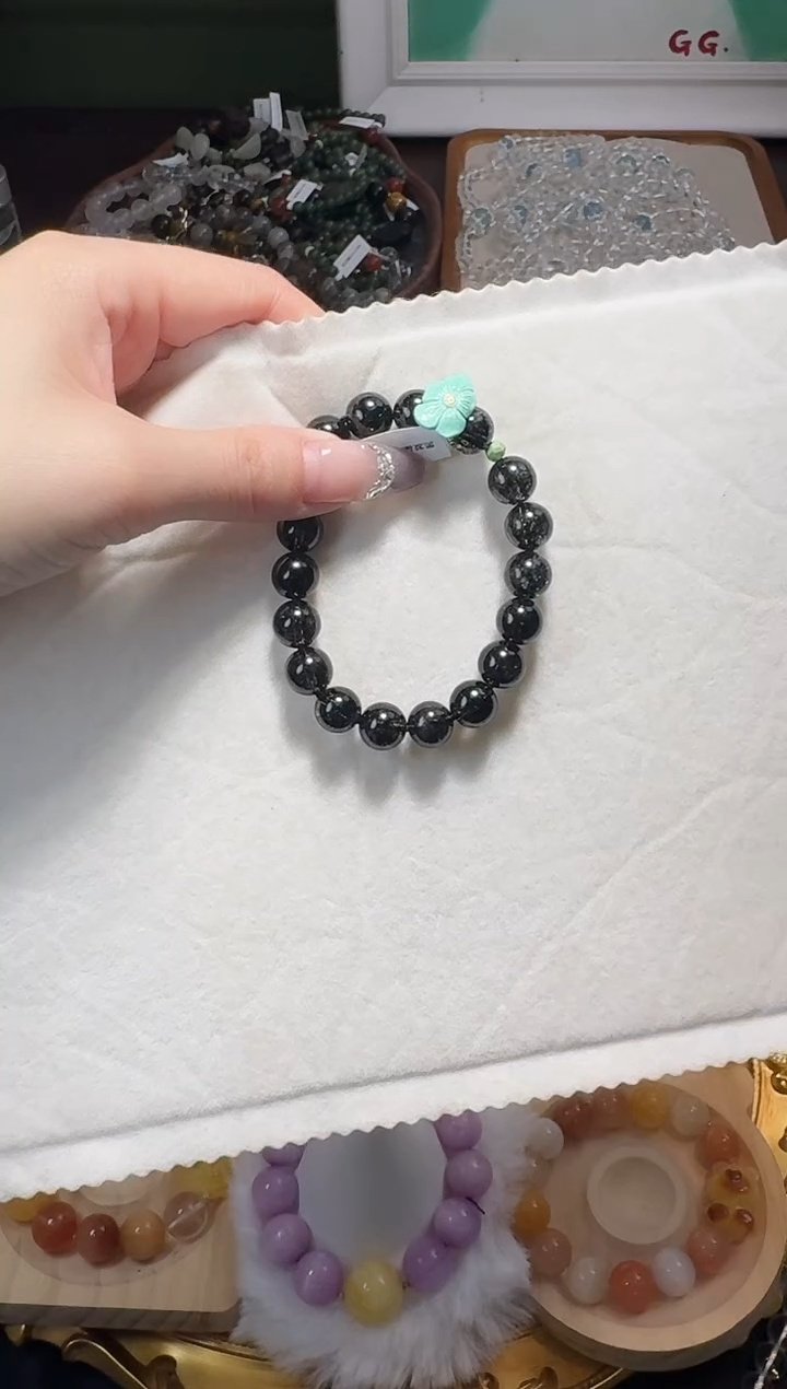 【闪购商品】水晶手串未镶嵌黑发晶手串