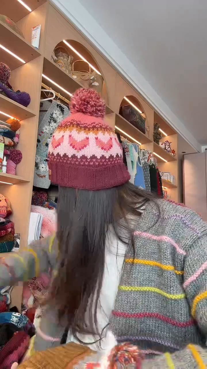 羊毛粉紫翻边狐狸帽