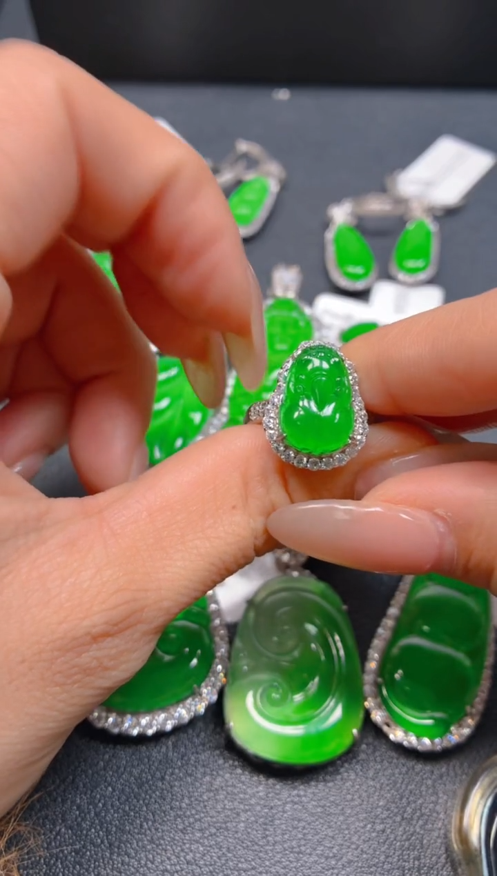 吊坠(不含链)银S925镶嵌翡翠1