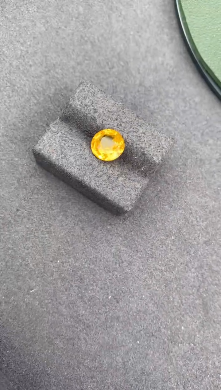 【闪购商品】彩色蓝宝石裸石未镶嵌3ct黄蓝宝