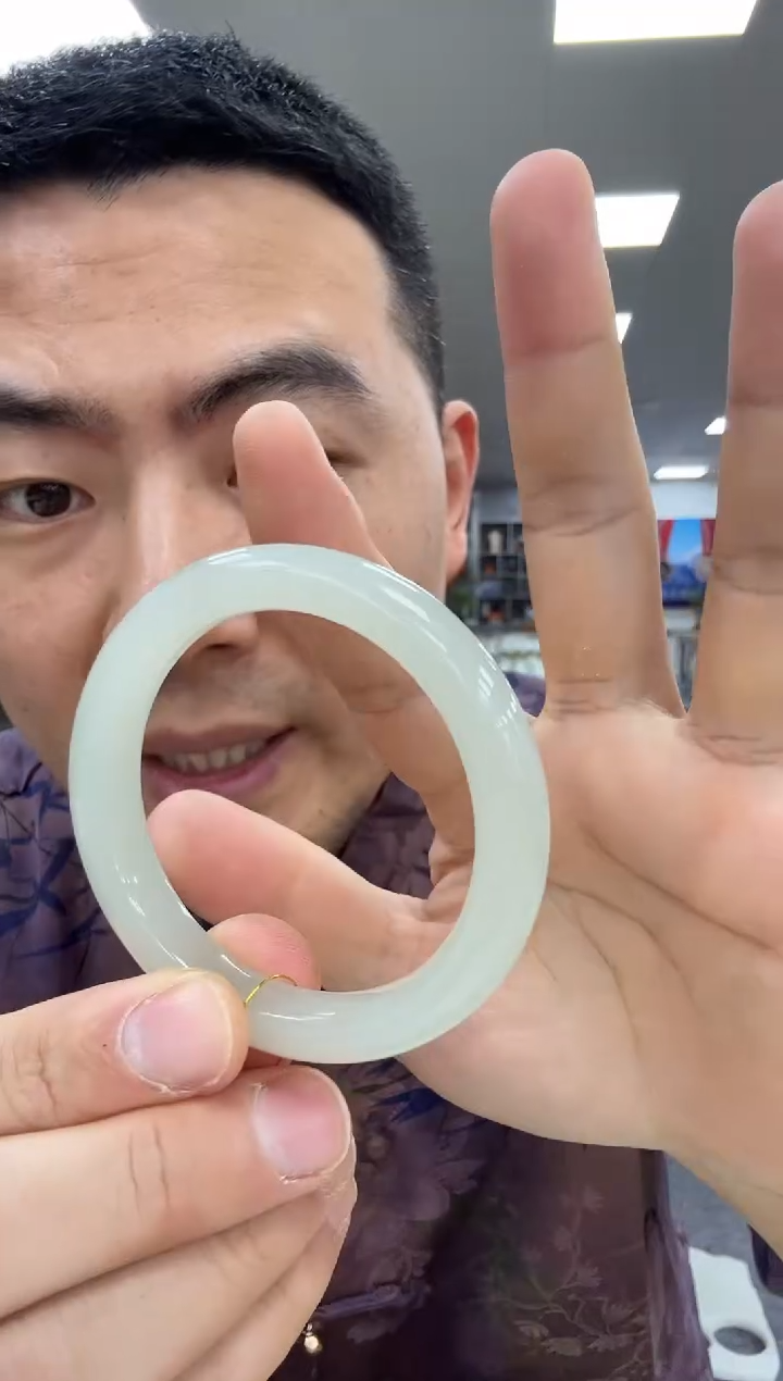 【闪购商品】和田玉手镯未镶嵌51  519