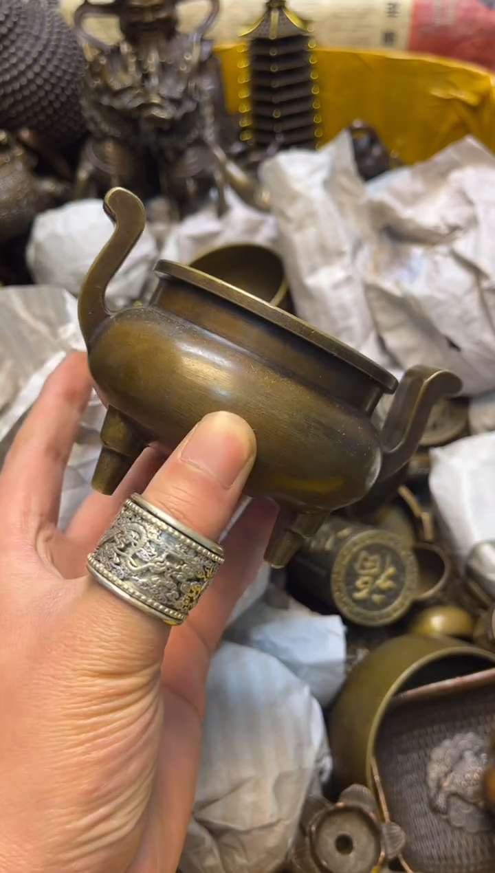 精美铜器，点击下单