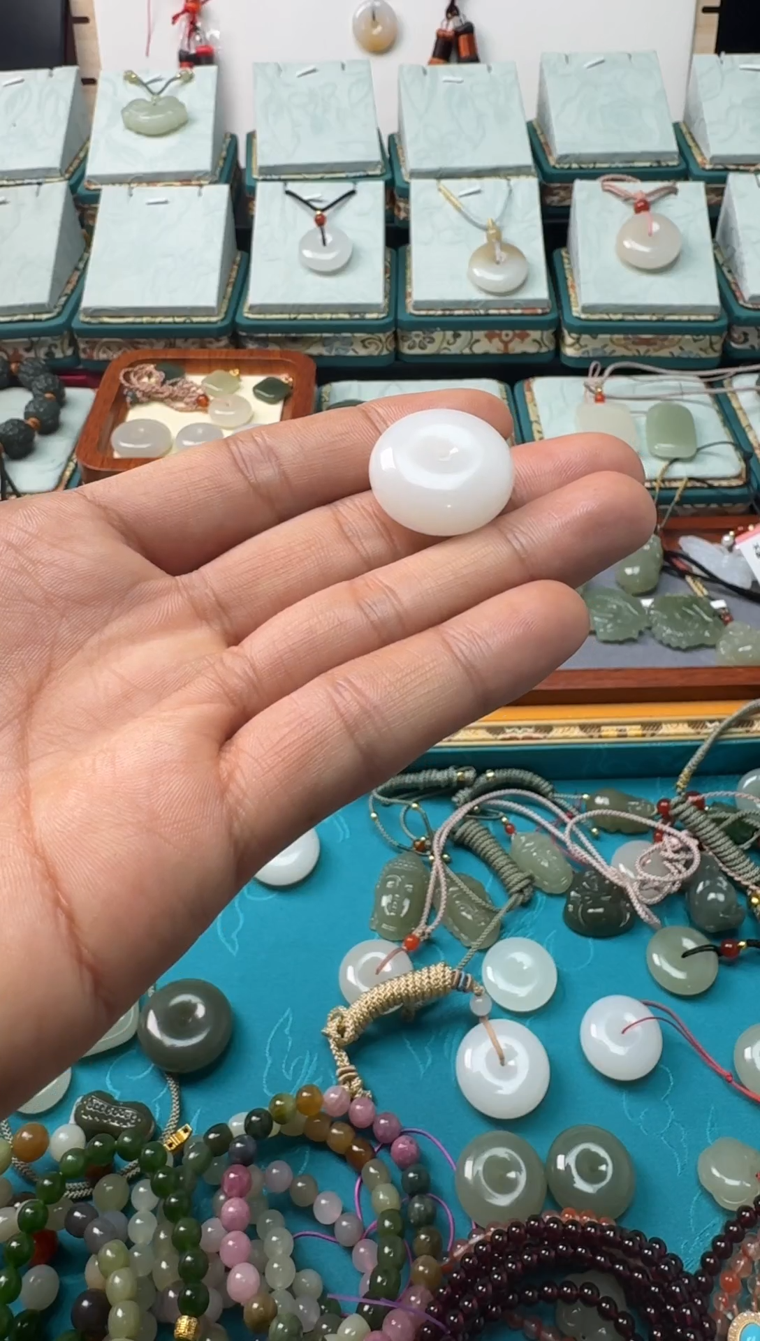 【闪购商品】和田玉颈饰未镶嵌平安扣