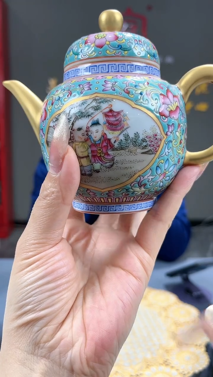 【闪购商品】官窑瓷画院508官窑瓷画院珐琅彩开窗童子壶