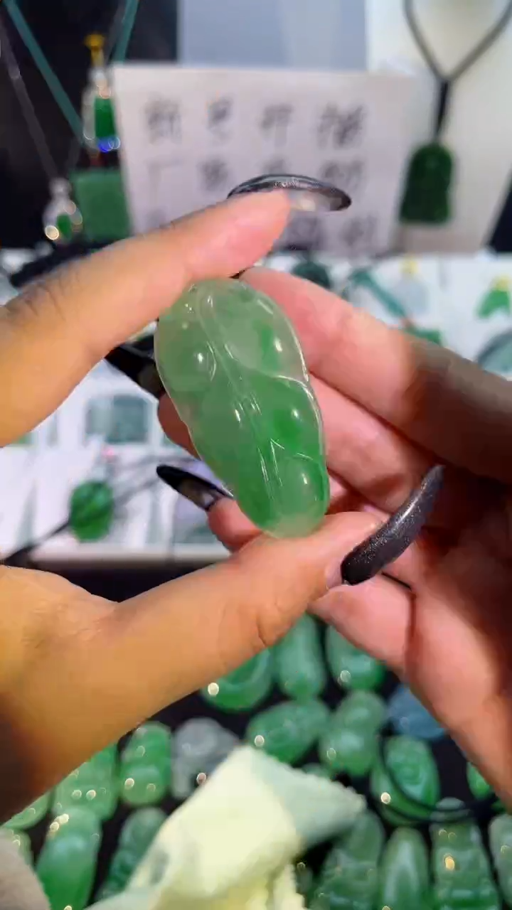 【闪购商品】翡翠手串未镶嵌翡翠颈饰未镶嵌天然翡翠吊坠