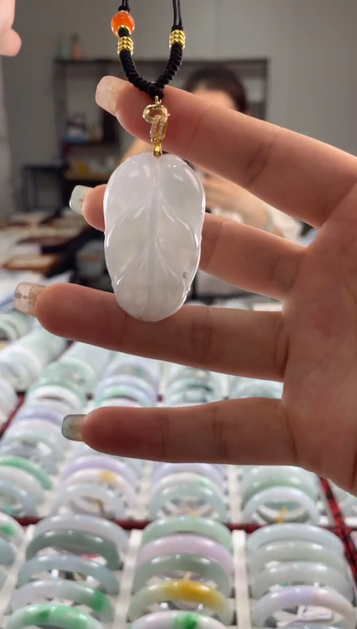 颈饰未镶嵌翡翠多样性发一