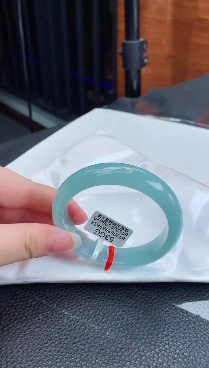 【闪购商品】翡翠手镯未镶嵌缅甸天然翡翠A货手镯