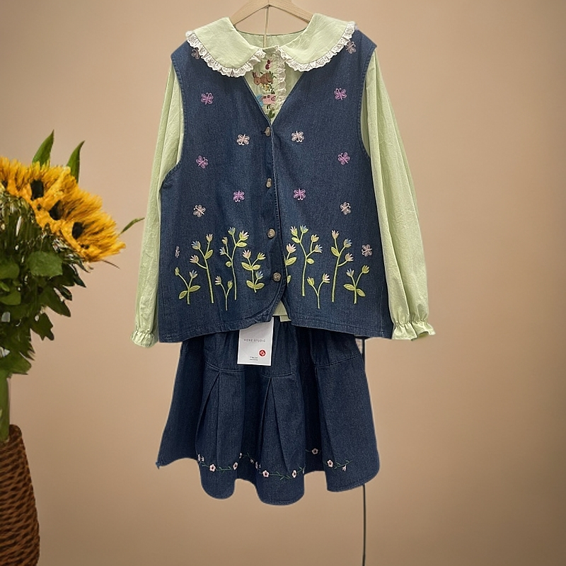 刺绣纯棉牛仔套装提花