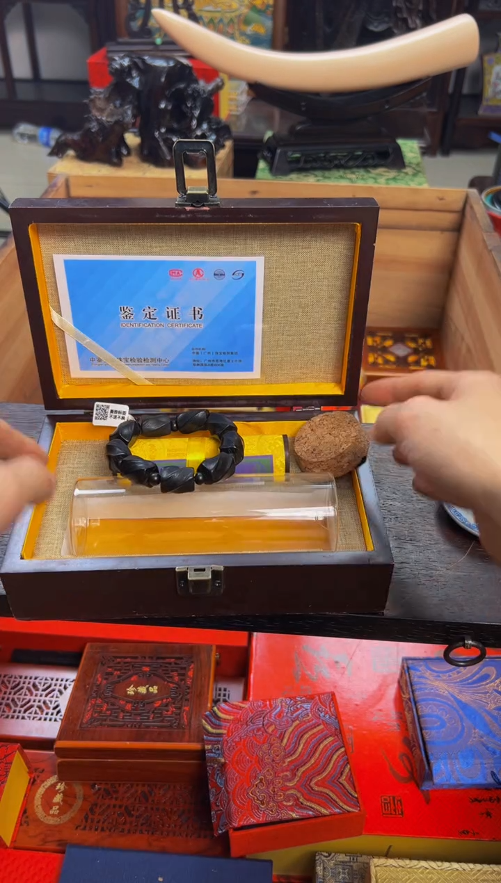 【闪购商品】木——————————————黑油手串