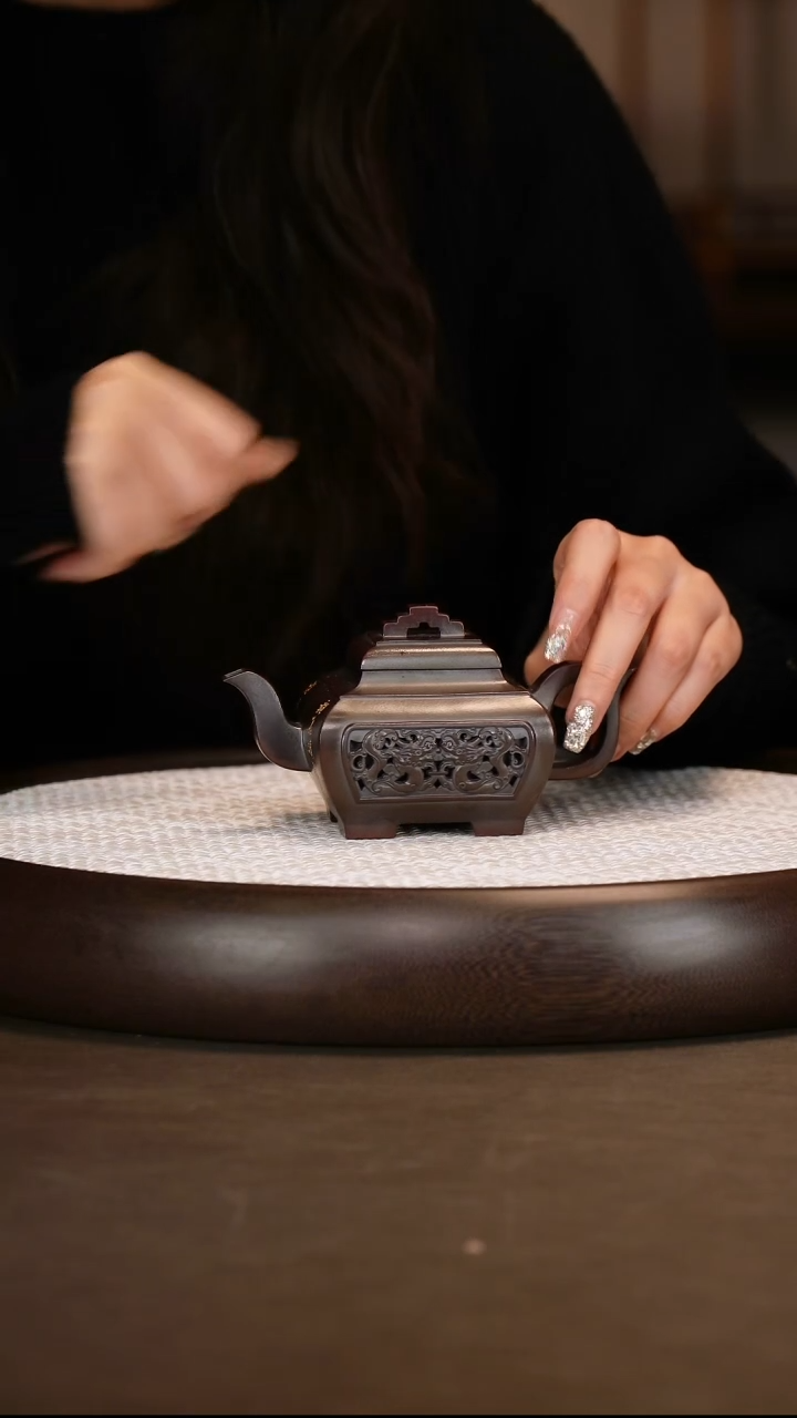 【鲍宜明】太极 古乌泥 230c