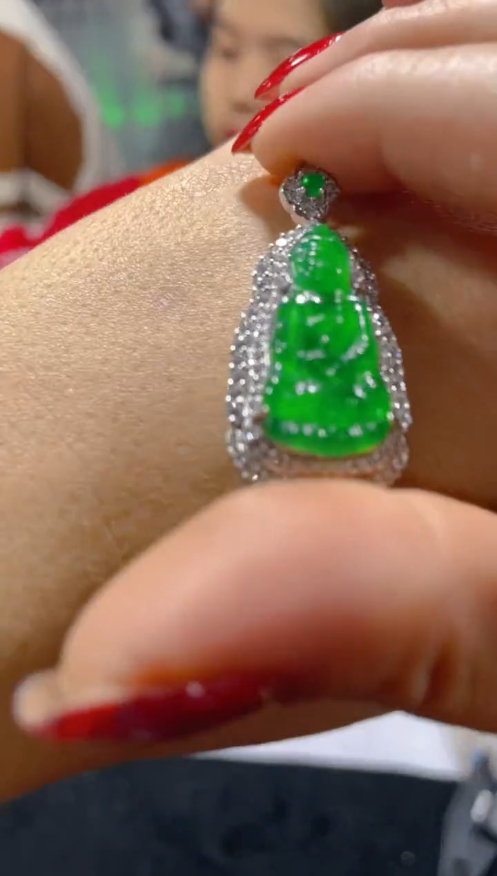 【闪购商品】定制翡翠未镶嵌天然A货翡翠多样性发货拍一发一