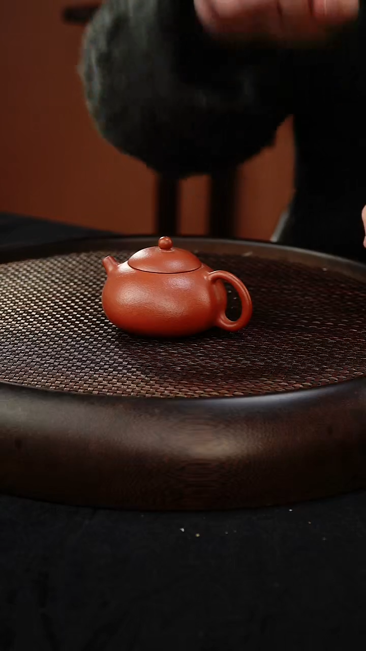 茶壶紫砂西施  朱泥