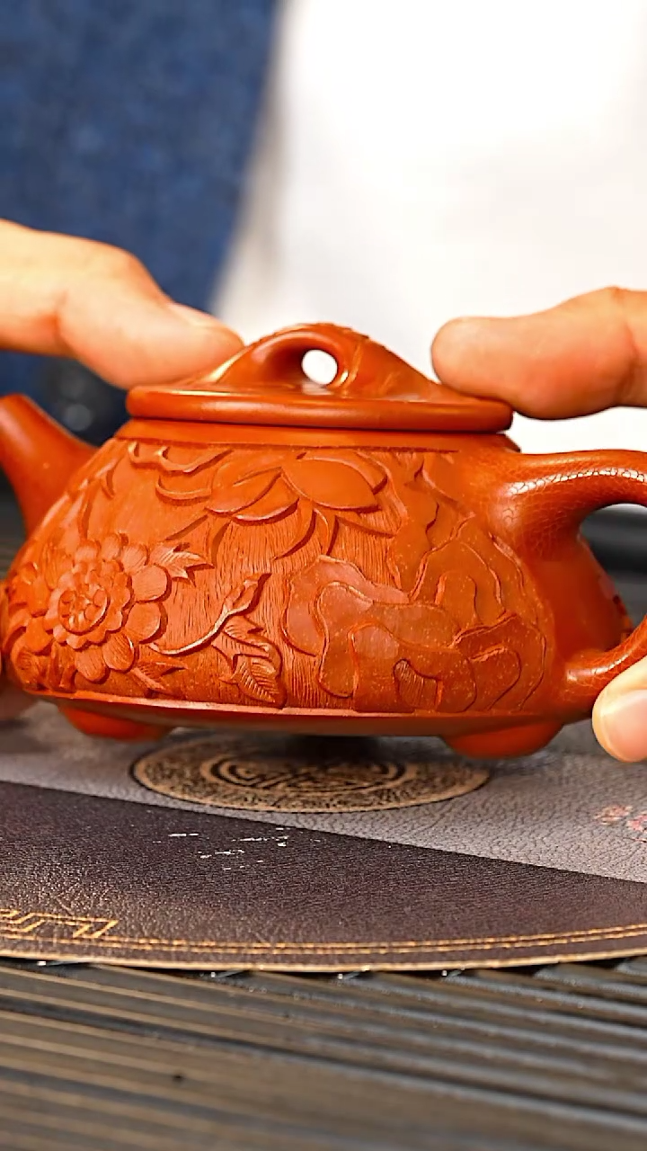 【闪购商品】紫砂茶壶WSY 红泥 浮雕石瓢 300cc