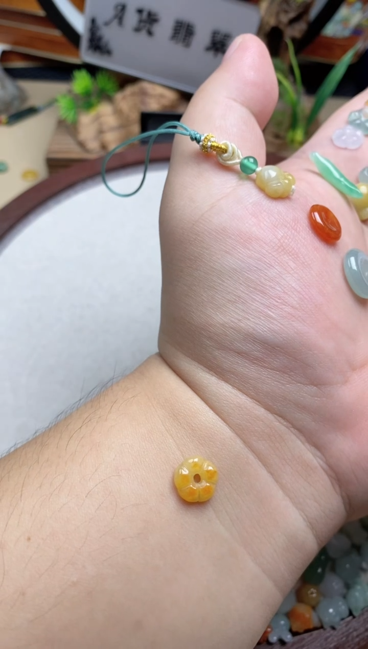 颈饰未镶嵌翡翠瑶翡翠