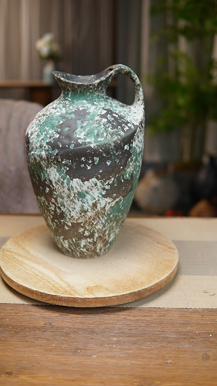 【闪购商品】陶瓷花器涂鸦绿奶壶