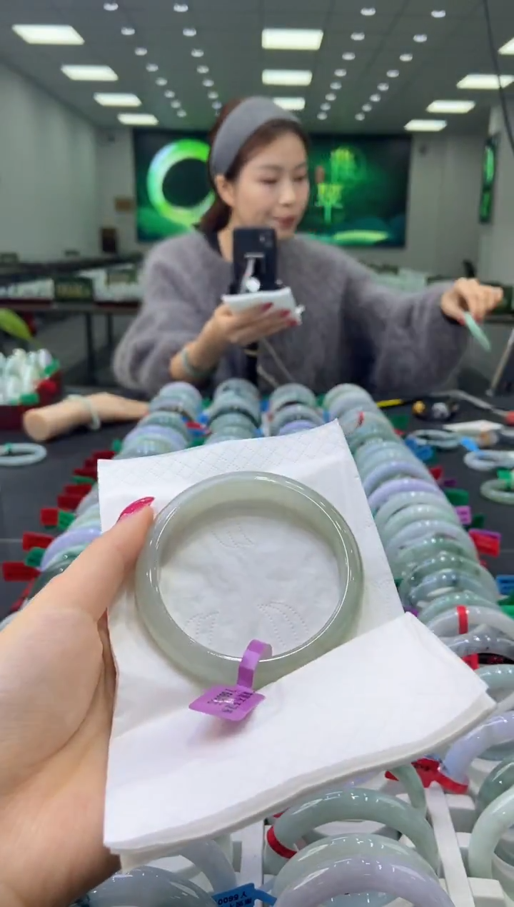 未镶嵌手镯翡翠0058800