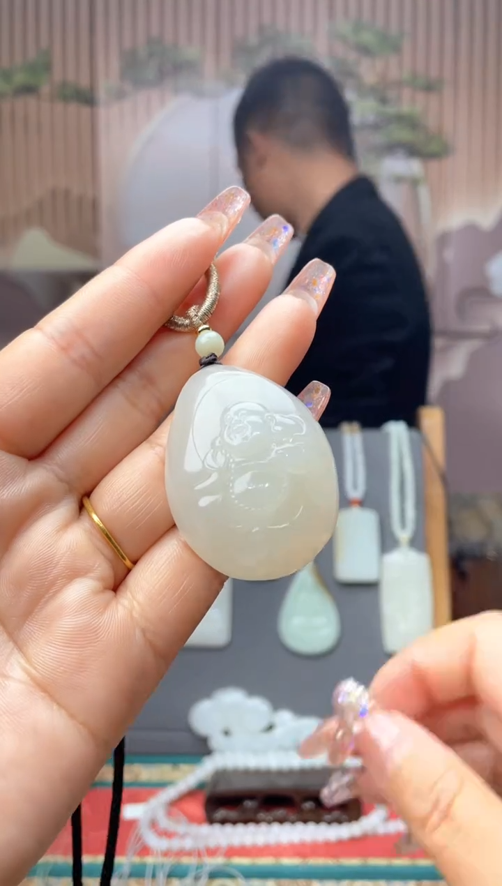 和田玉未镶嵌颈饰拍一发一