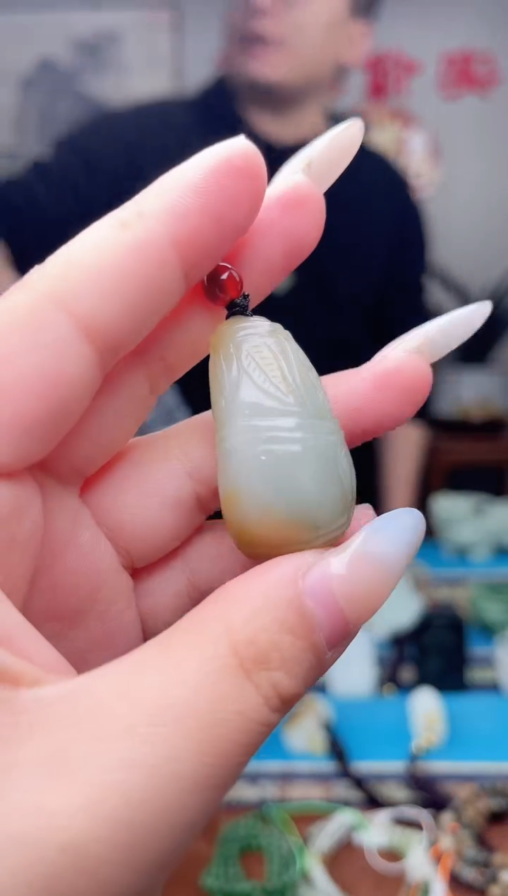 【闪购商品】和田玉挂件未镶嵌1