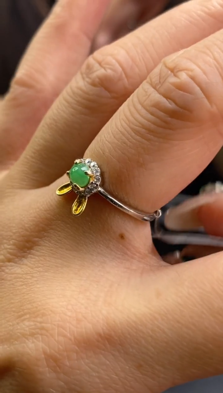 颈饰银S925镶嵌翡翠净货16313