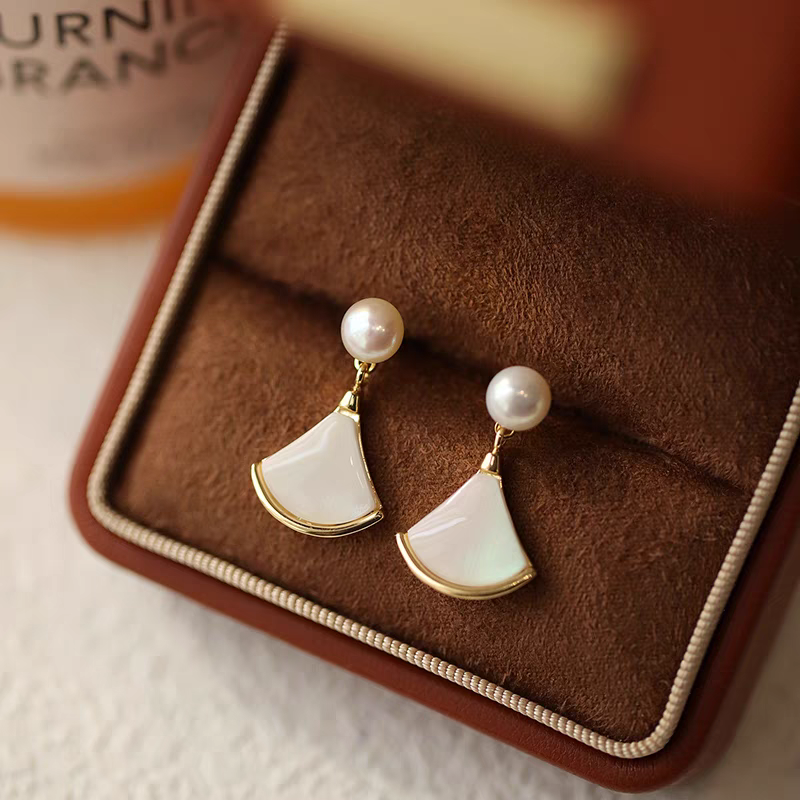 法式天然扇形贝壳耳环小众设计气质淡水珍珠耳夹