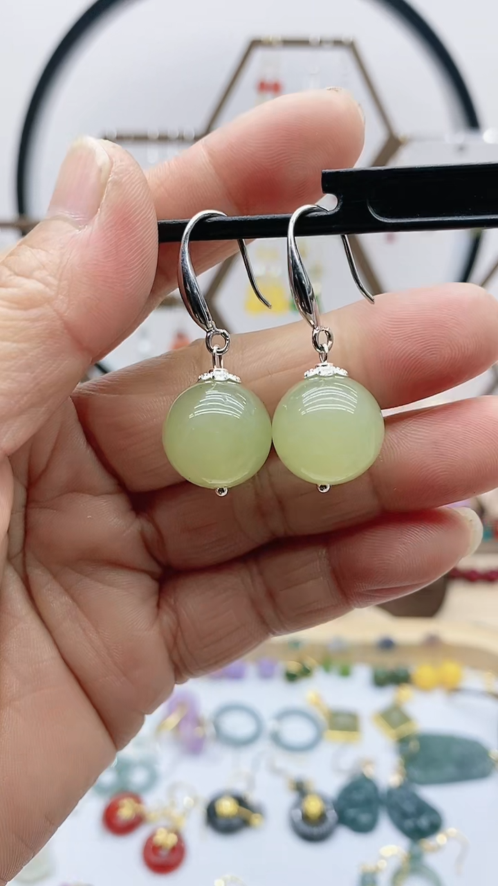 未镶嵌和田玉耳饰598