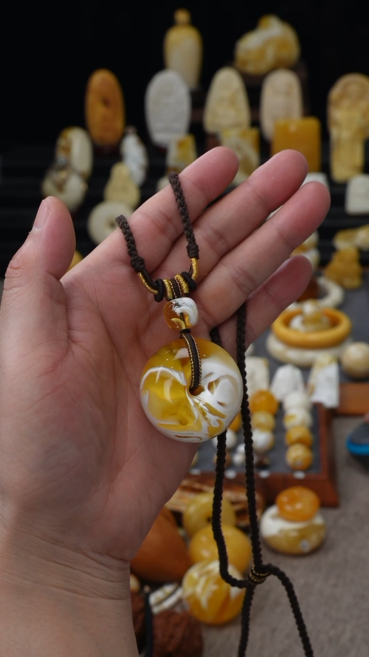 【闪购商品】琥珀裸石未镶嵌胡玩珠宝天然琥珀