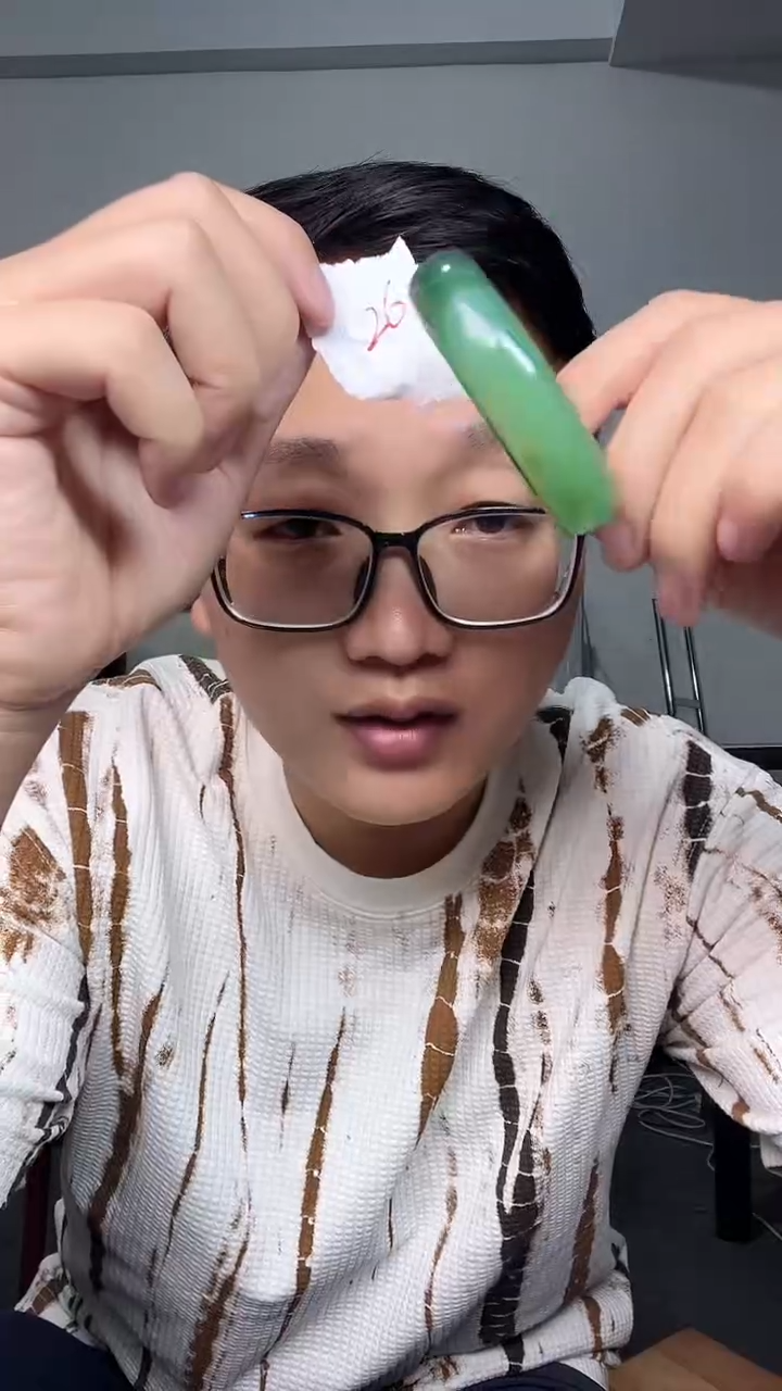 玛瑙/玉髓颈饰未镶嵌快****在3012手镯多样性发一