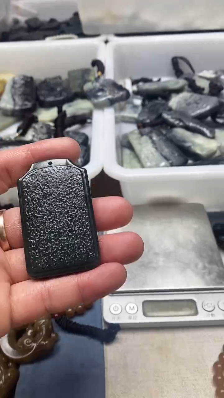 吊坠(不含链)未镶嵌和田玉1