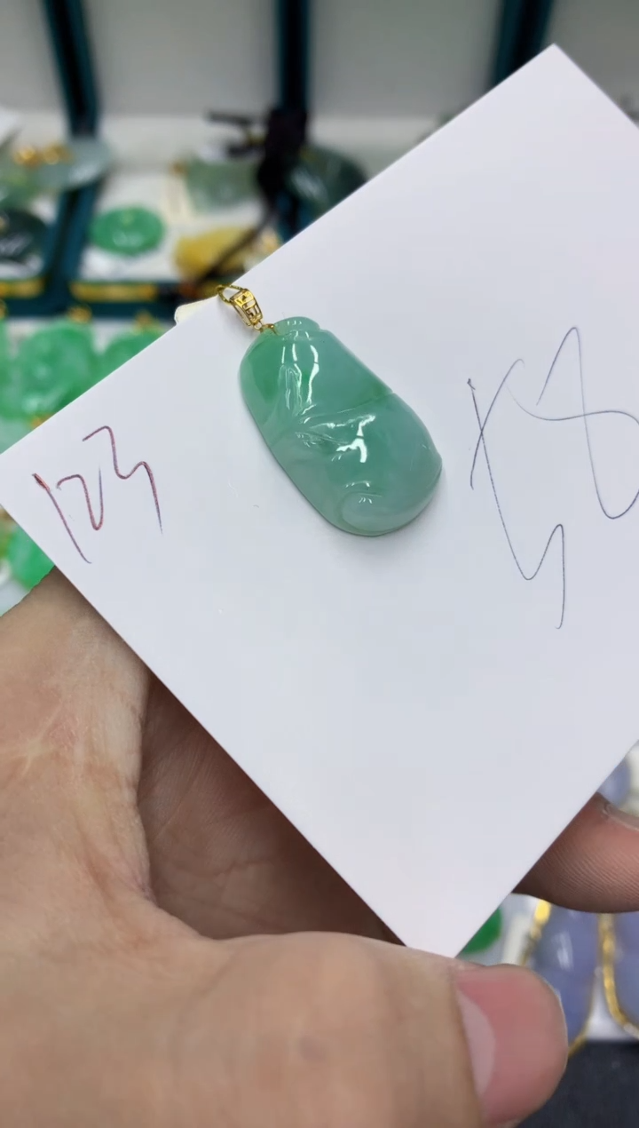 【闪购商品】翡翠颈饰18K金镶嵌号链接11111