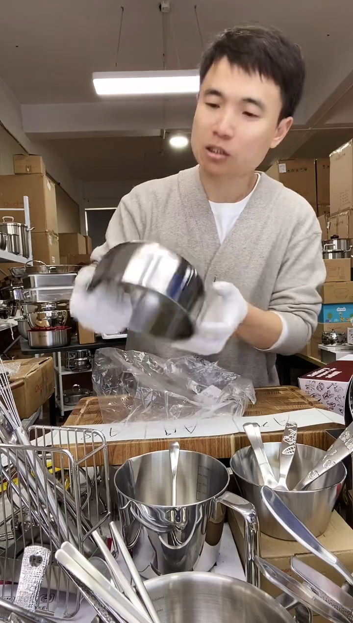 A17 微瑕小怪兽传承大碗