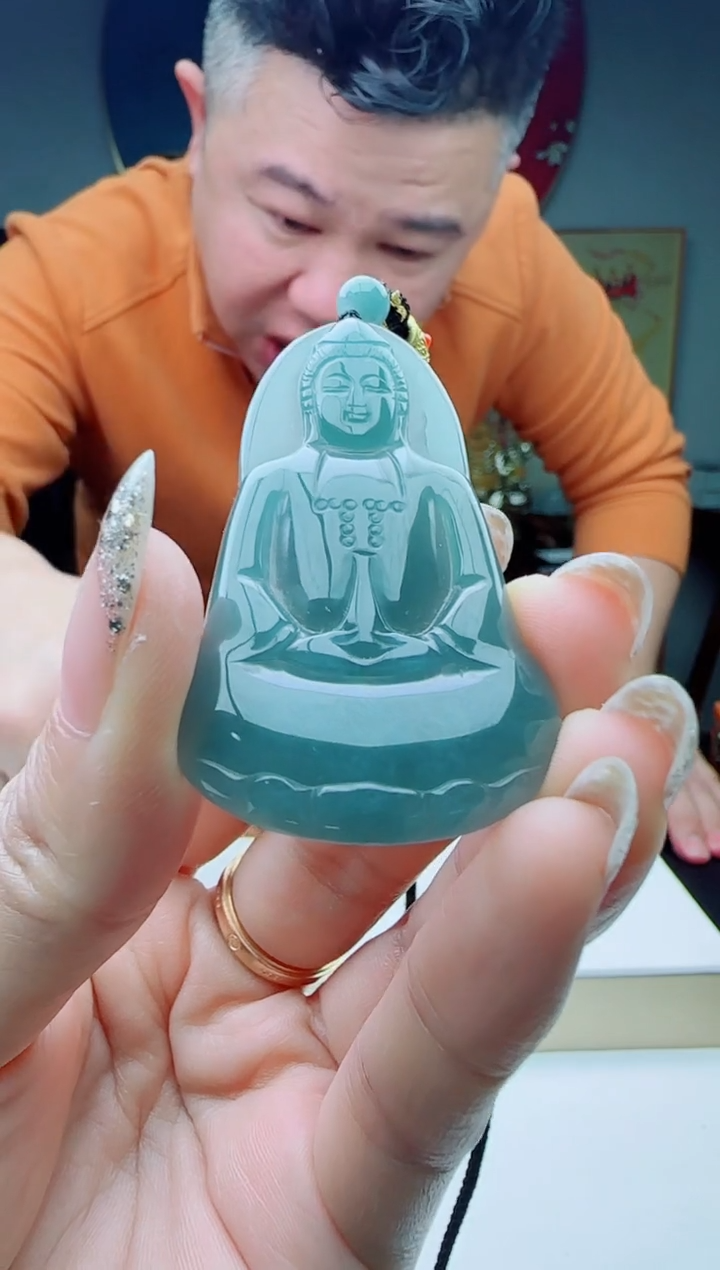 颈饰未镶嵌翡翠多样性发其一