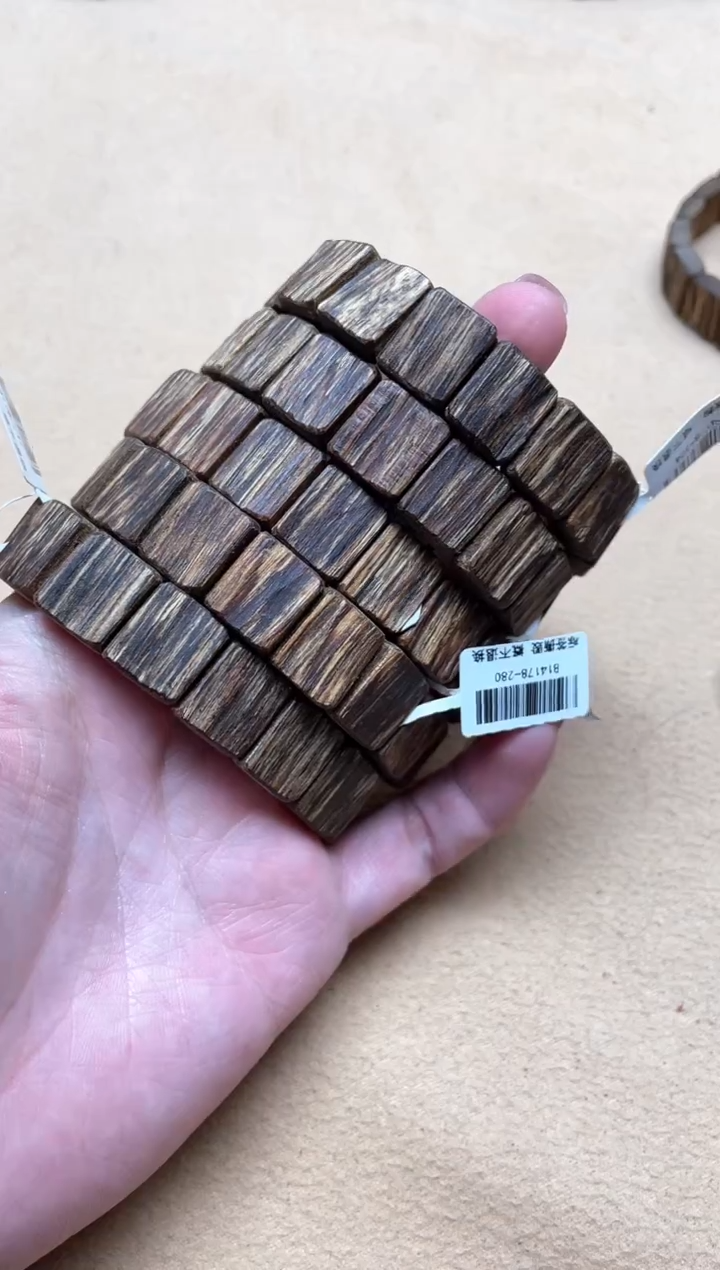 【闪购商品】沉香手串菩萨棋随型手牌单圈多样性发其一