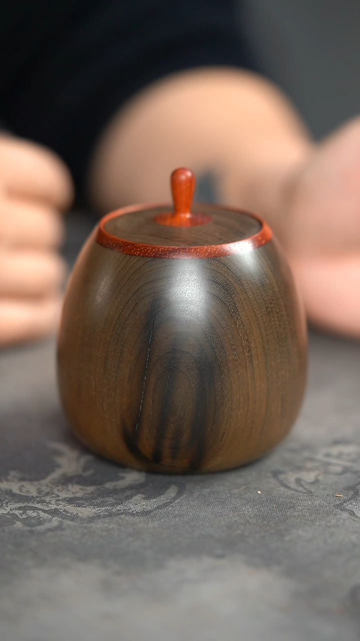 【闪购商品】金丝楠木雕686号微瑕阴沉满花纹精工茶仓茶叶罐
