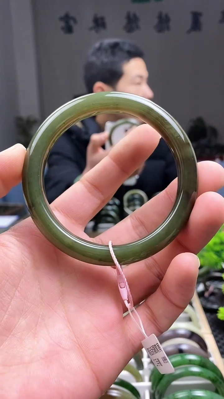 【闪购商品】和田玉手镯未镶嵌60.7