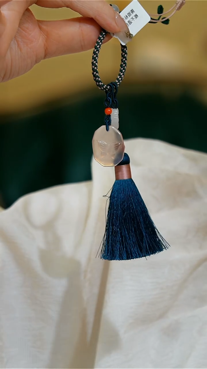 【闪购商品】水晶挂饰未镶嵌粉晶蝴蝶手工绳挂饰