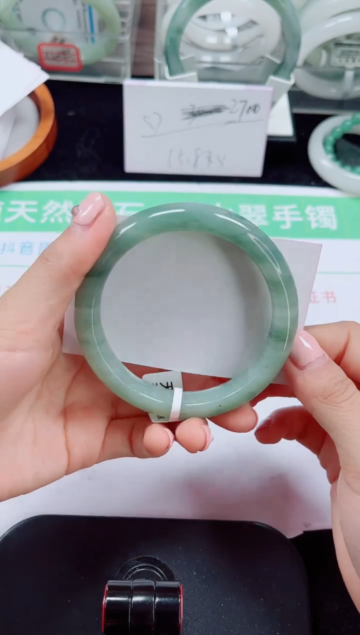 未镶嵌手镯石英质玉148-60/61