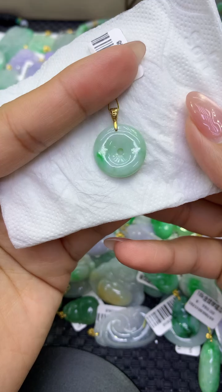 颈饰未镶嵌翡翠天然缅甸A货翡翠