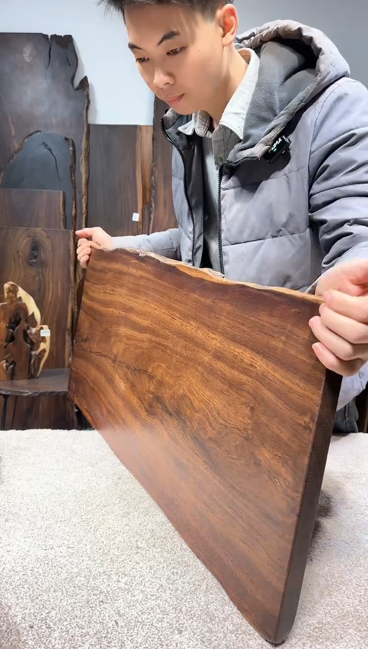 【闪购商品】风车木（黑檀木）尺寸90*40*2.4编号201