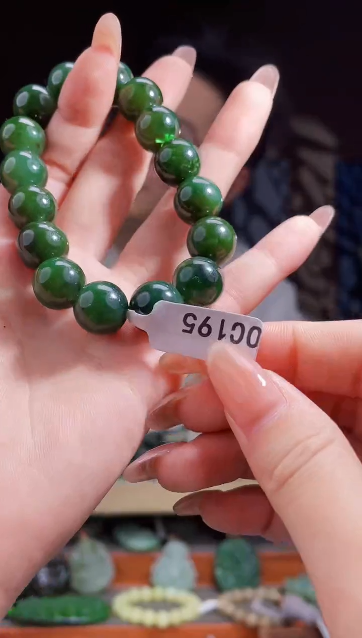 【闪购商品】和田玉颈饰未镶嵌拍一发一