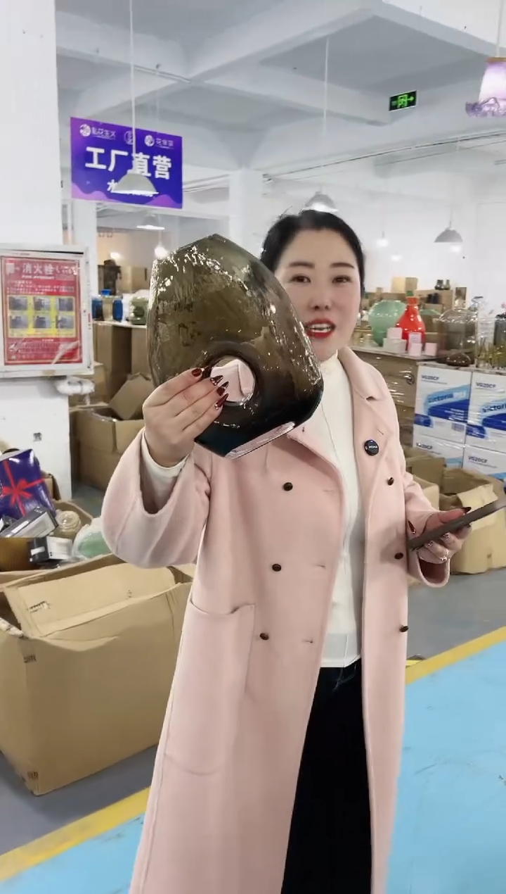 【闪购商品】玻璃花伴你花瓶微瑕-7MGVR