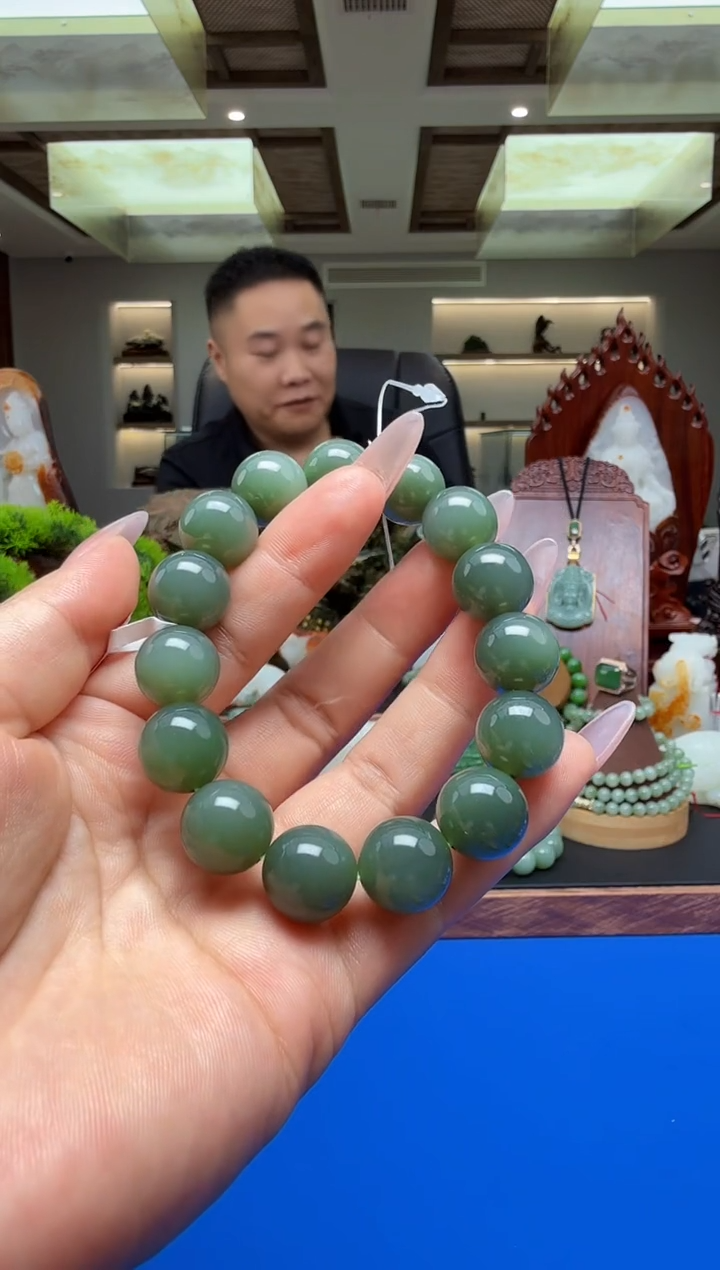 未镶嵌手串和田玉ebfq