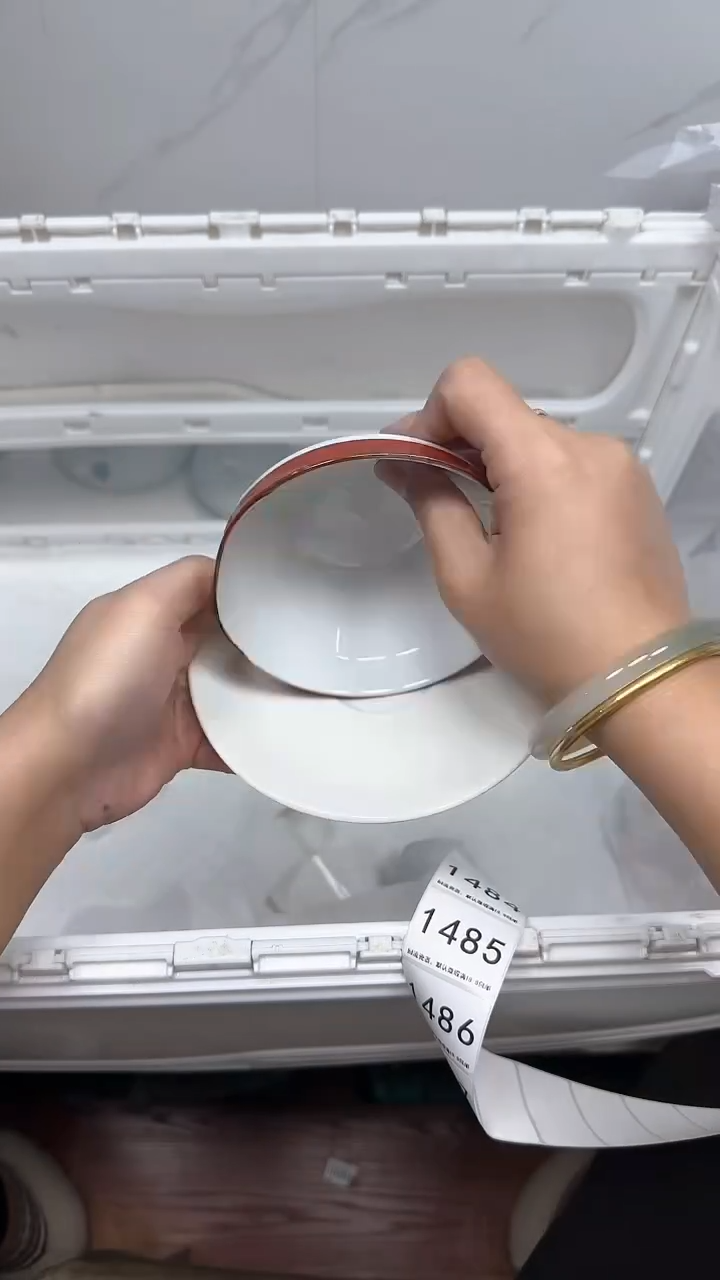 【闪购商品】1484回流瓷器默认微瑕，18.8包邮