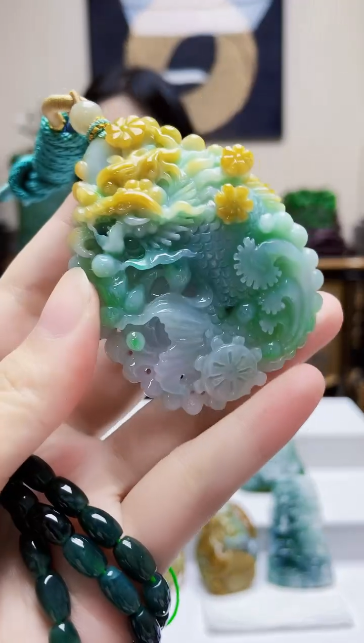 未镶嵌定制翡翠吊坠240