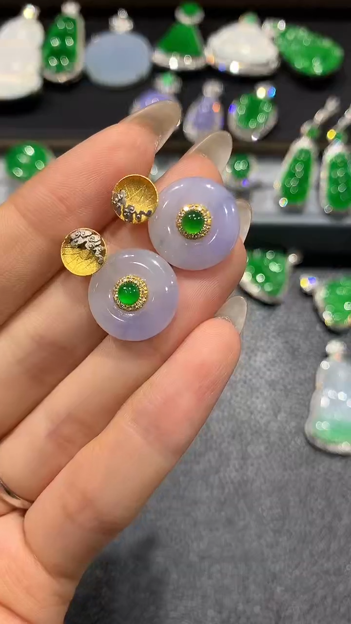 【闪购商品】翡翠耳饰18K金镶嵌34团购