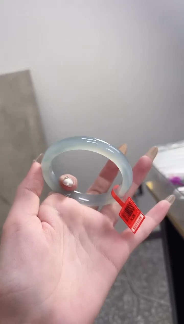 【闪购商品】玛瑙/玉髓手镯合金56圈需要包容
