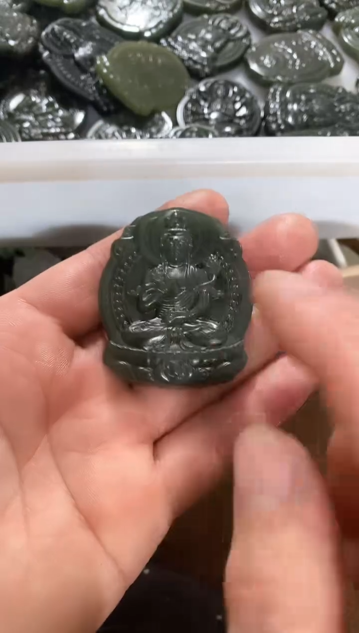 【闪购商品】和田玉吊坠(不含链)未镶嵌且末料