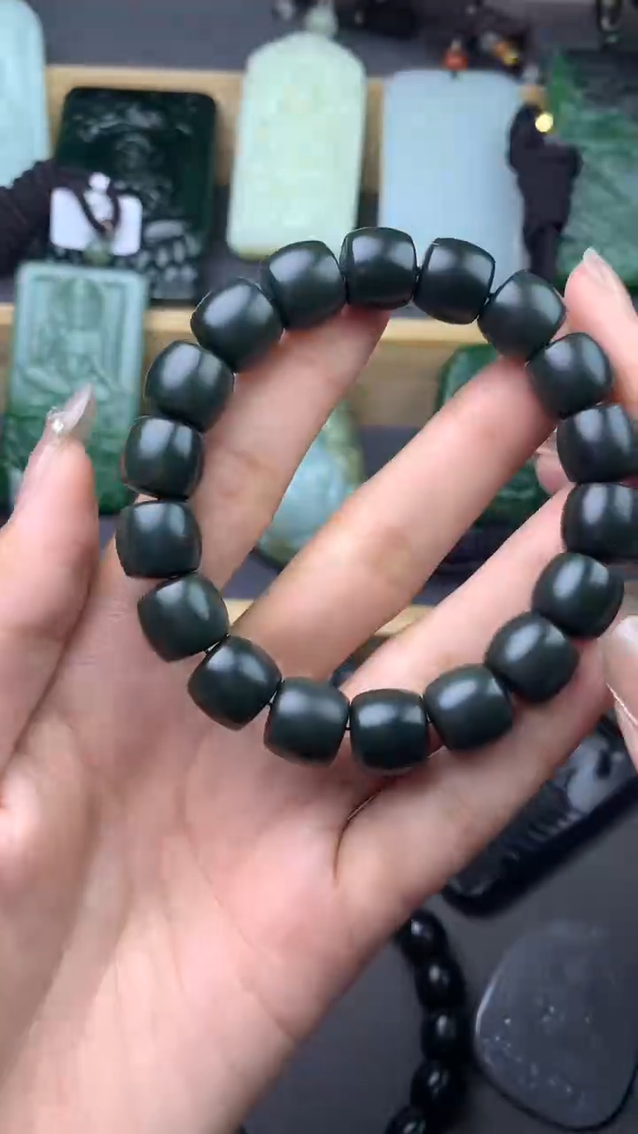 【闪购商品】定制和田玉挂件拍一发一不退不换