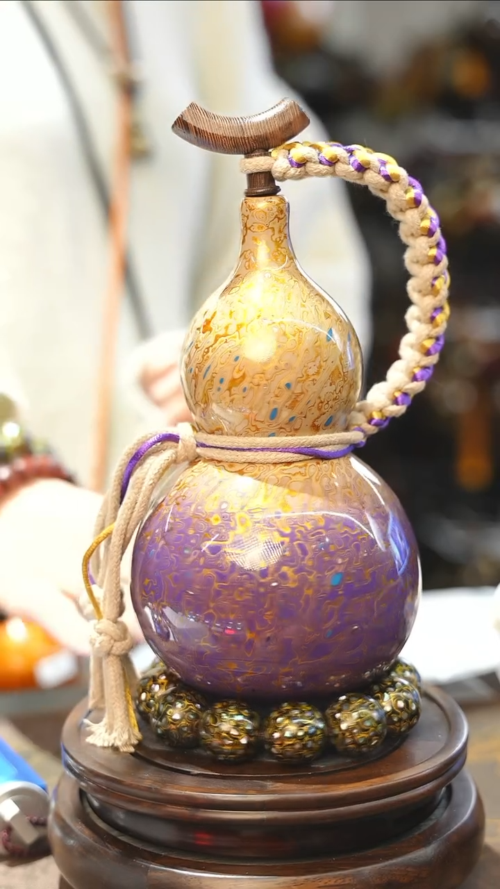 【闪购商品】XC187漆艺酒葫芦不包手串及旋转底座