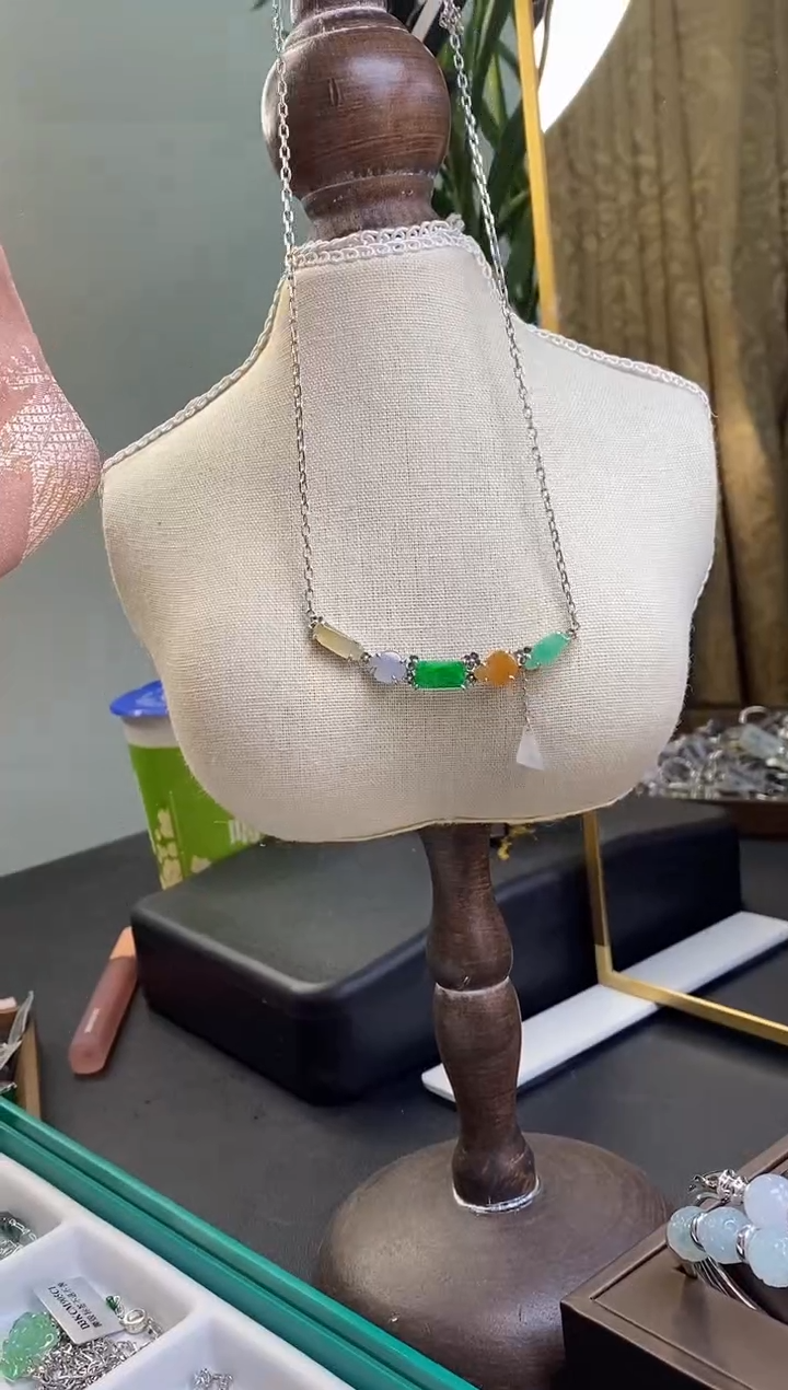 颈饰银S925镶嵌翡翠17869